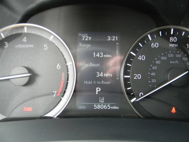 Used 2022 Lexus RX 350L Premium w/ Premium Package AWD/4WD image 10