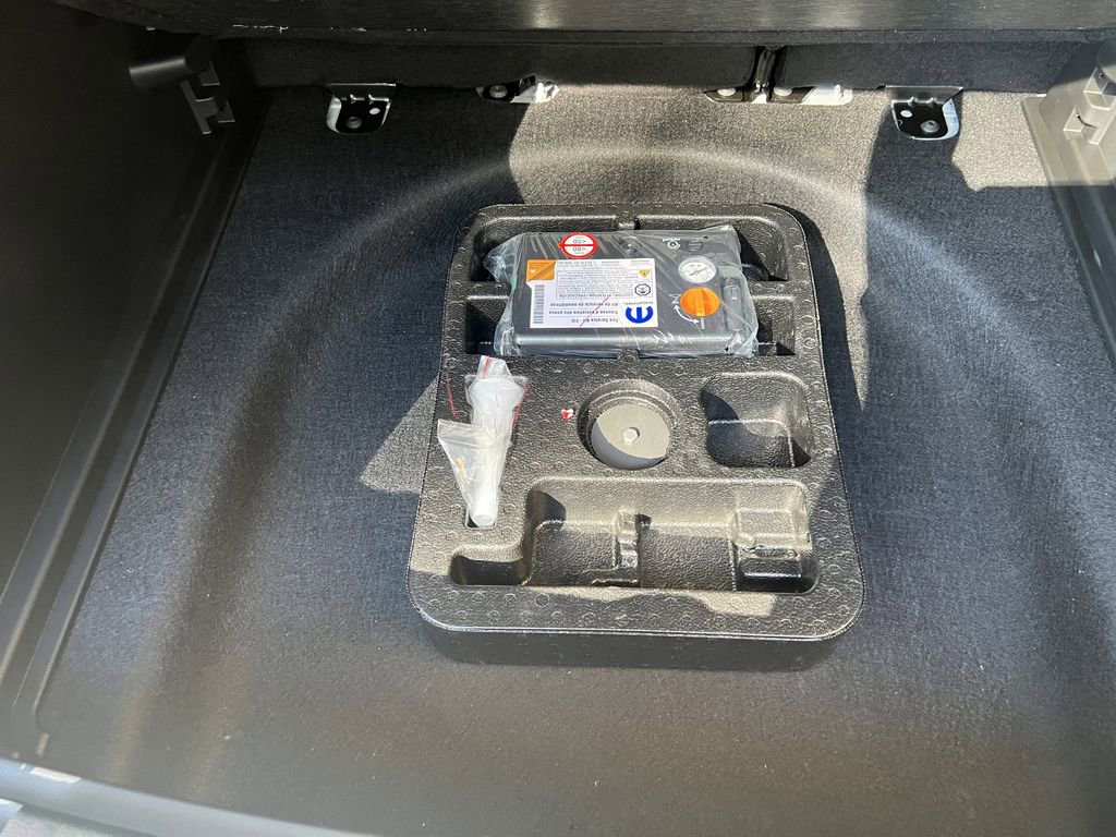 New 2026 Jeep Compass Limited w/ Sun, Sound & Navigation Group image 20