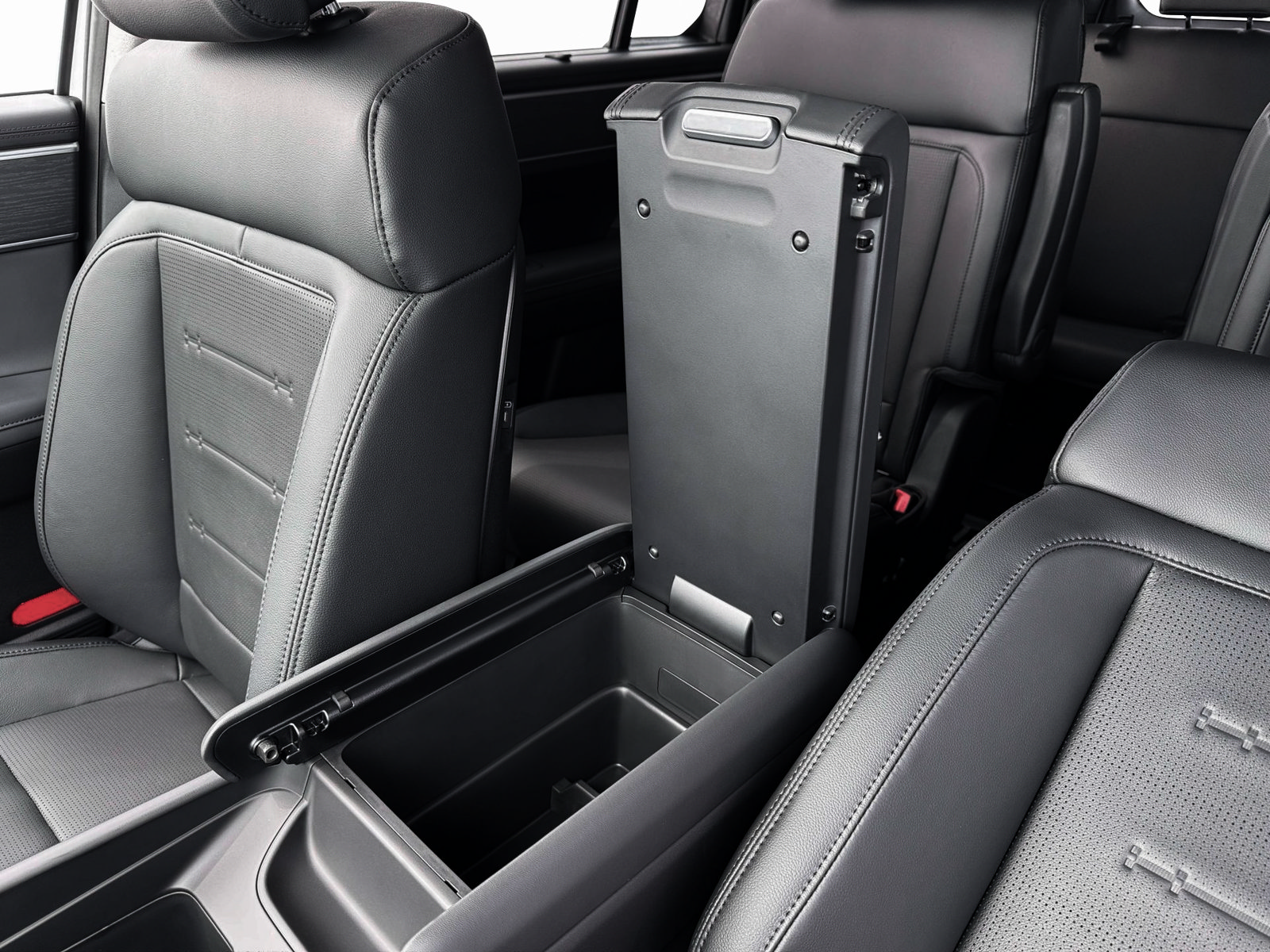 New 2026 Hyundai Santa Fe Limited AWD/4WD image 18