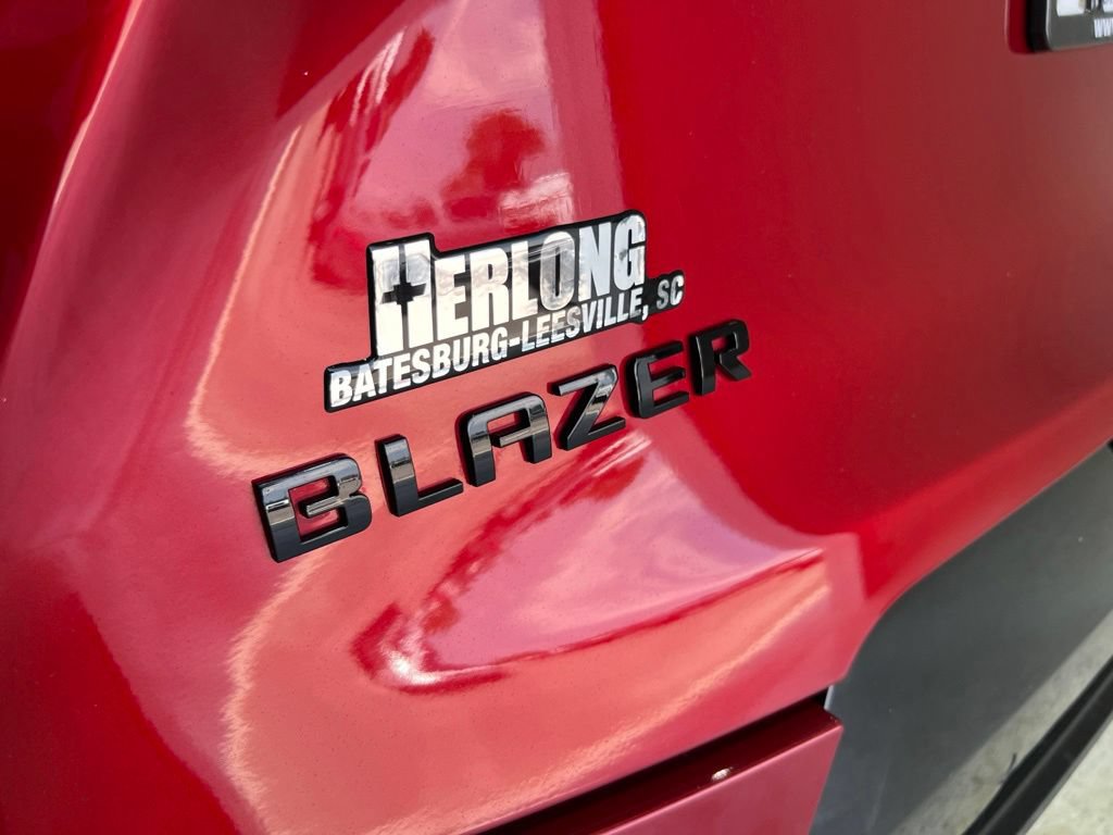Used 2022 Chevrolet Blazer RS w/ Enhanced Convenience Package FWD image 28