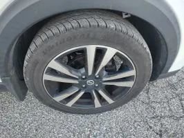 Used 2020 Nissan Kicks SV FWD image 10