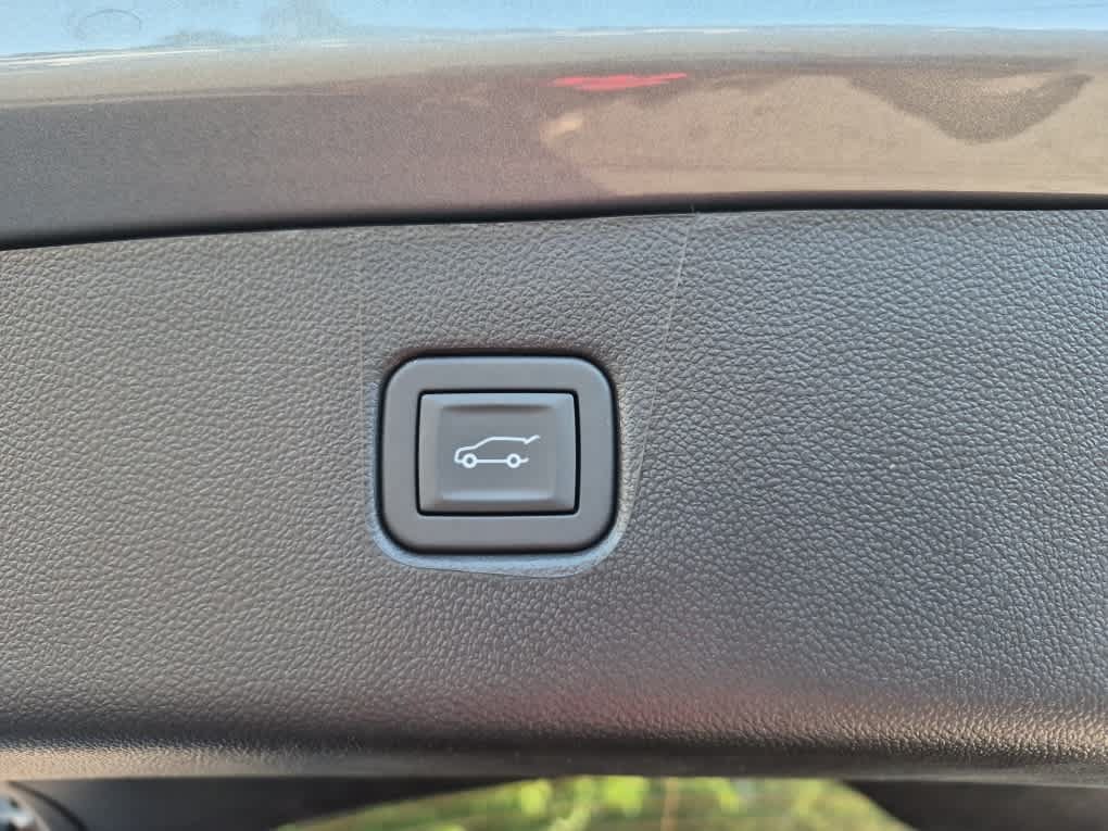 New 2026 Chevrolet Blazer LT w/ Convenience Package FWD image 31