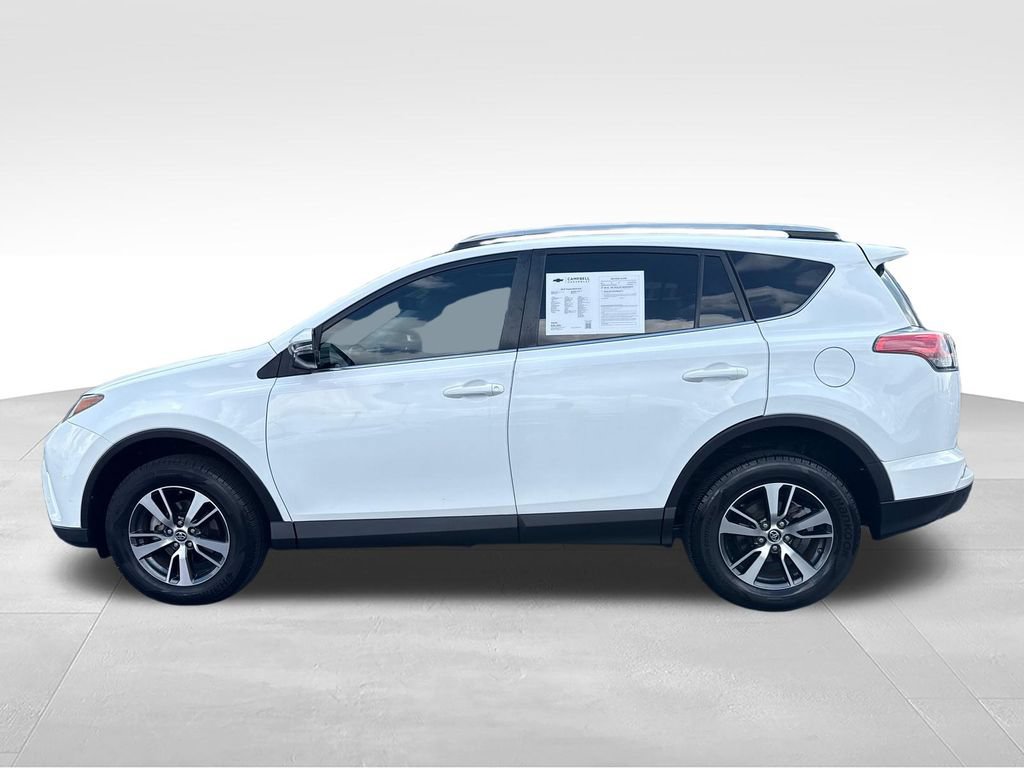 Used 2018 Toyota RAV4 XLE FWD image 4