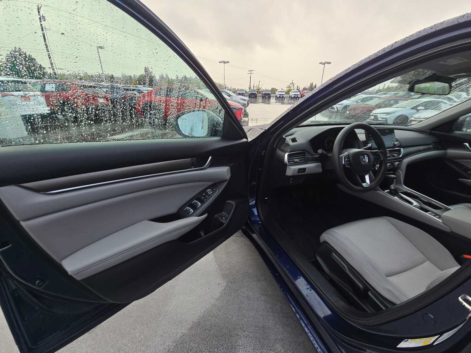 Used 2019 Honda Accord LX image 19