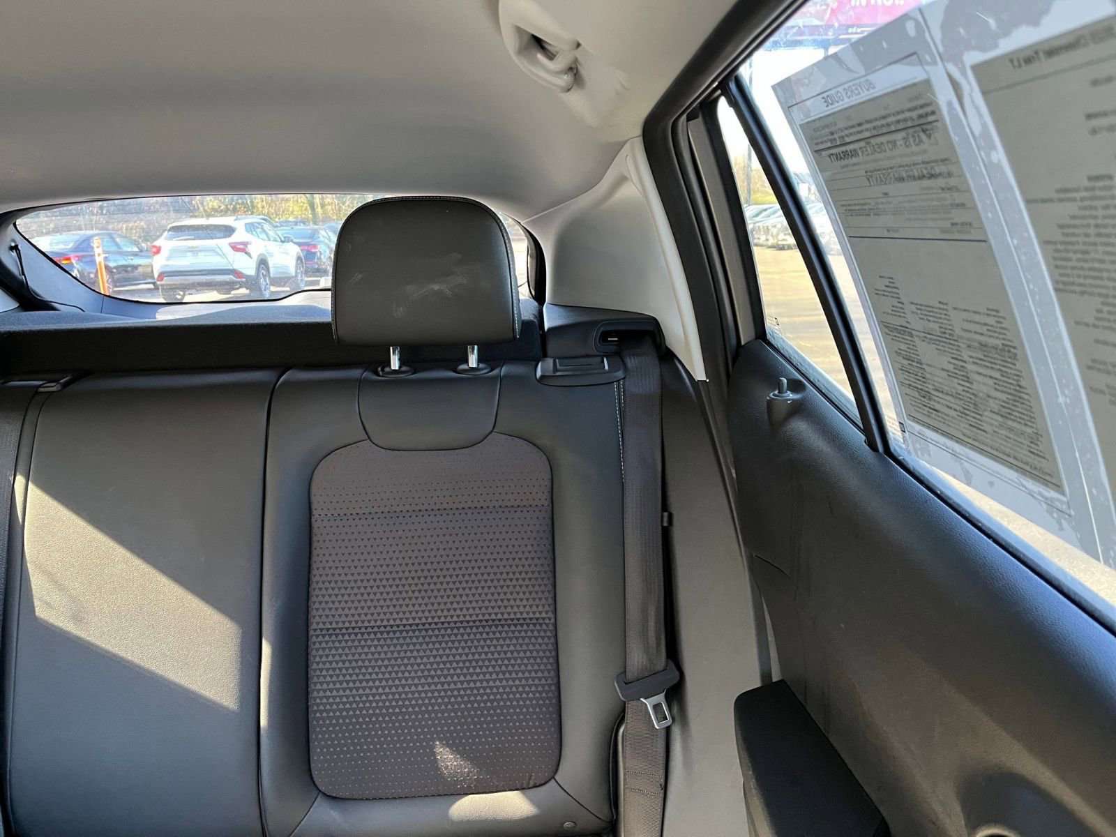 Used 2025 Chevrolet Trax LT w/ LT Convenience Package image 35