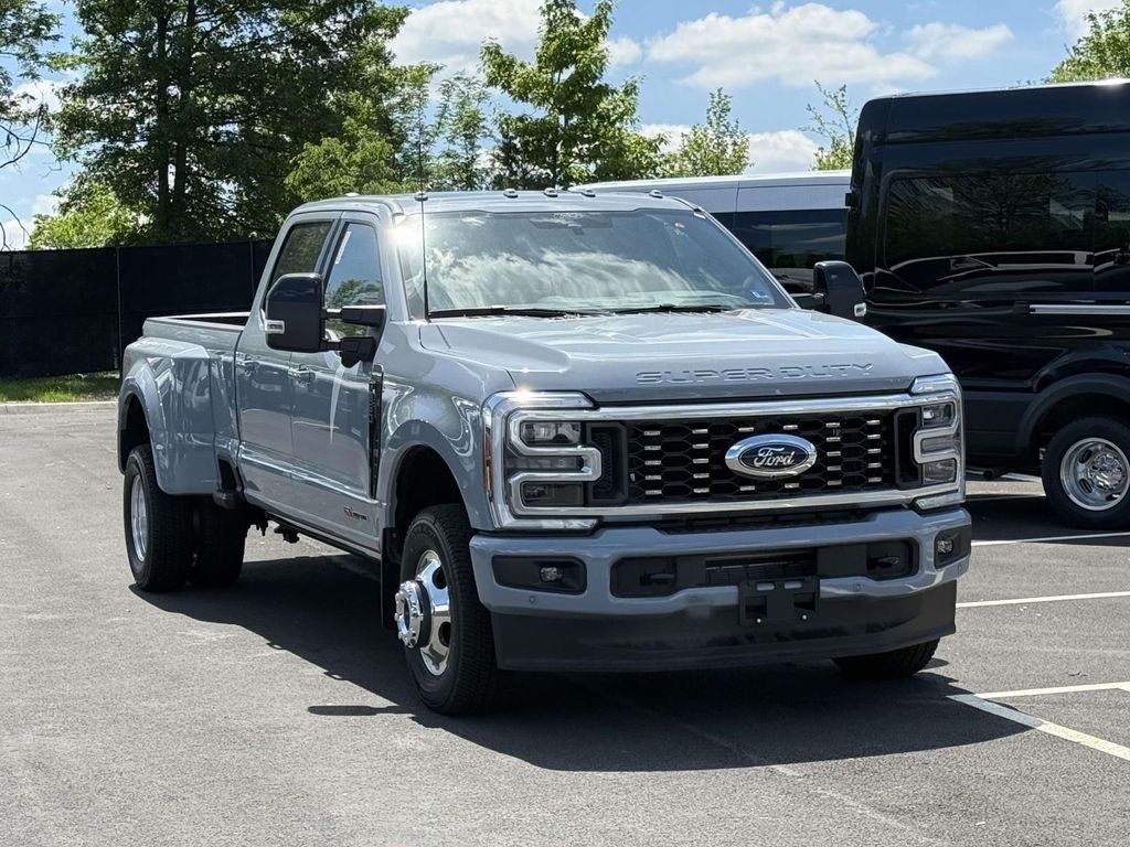 New 2026 Ford F350 Platinum AWD/4WD image 1