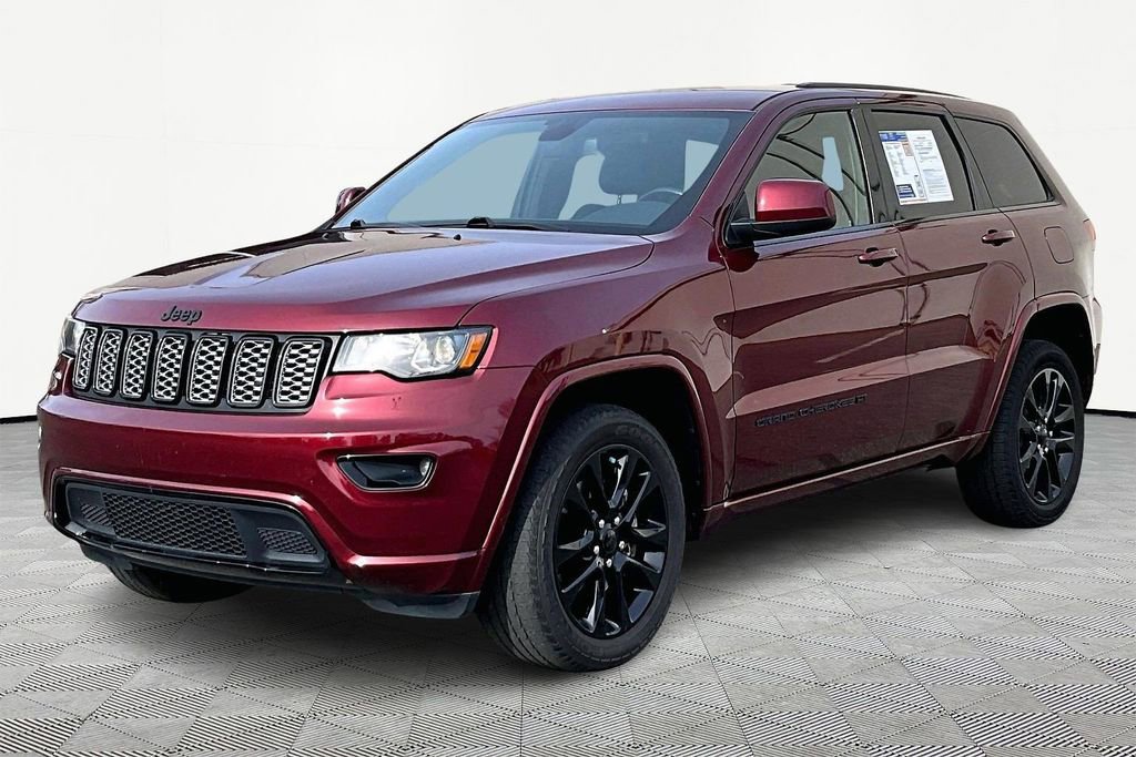 Used 2022 Jeep Grand Cherokee Laredo X image 4