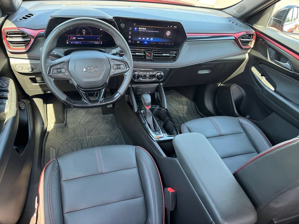 Used 2024 Chevrolet TrailBlazer RS w/ Convenience Package AWD/4WD image 16