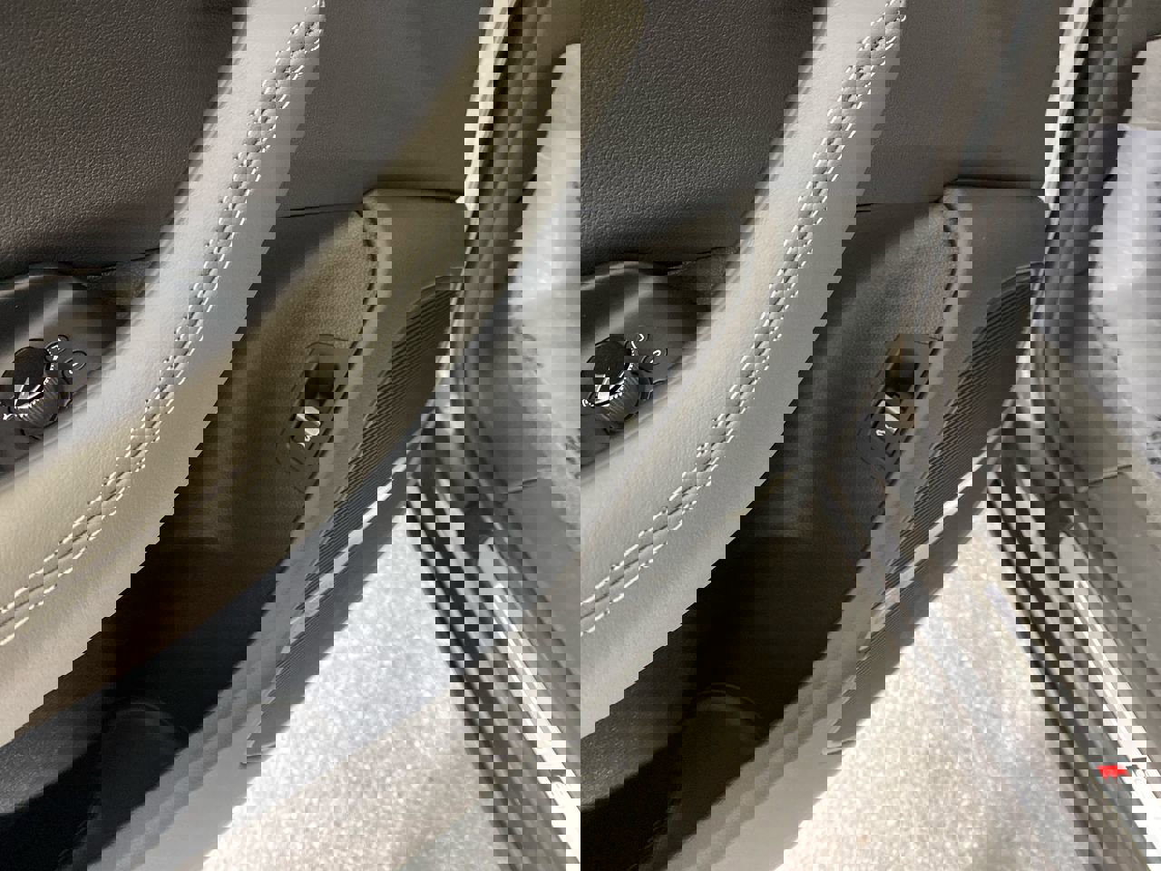 Used 2025 Audi Q8 Premium Plus w/ Premium Plus Package image 10