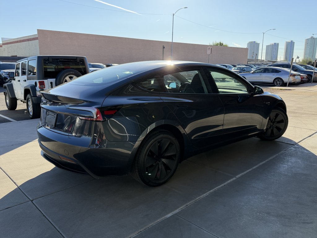 Used 2025 Tesla Model 3 Long Range RWD image 4