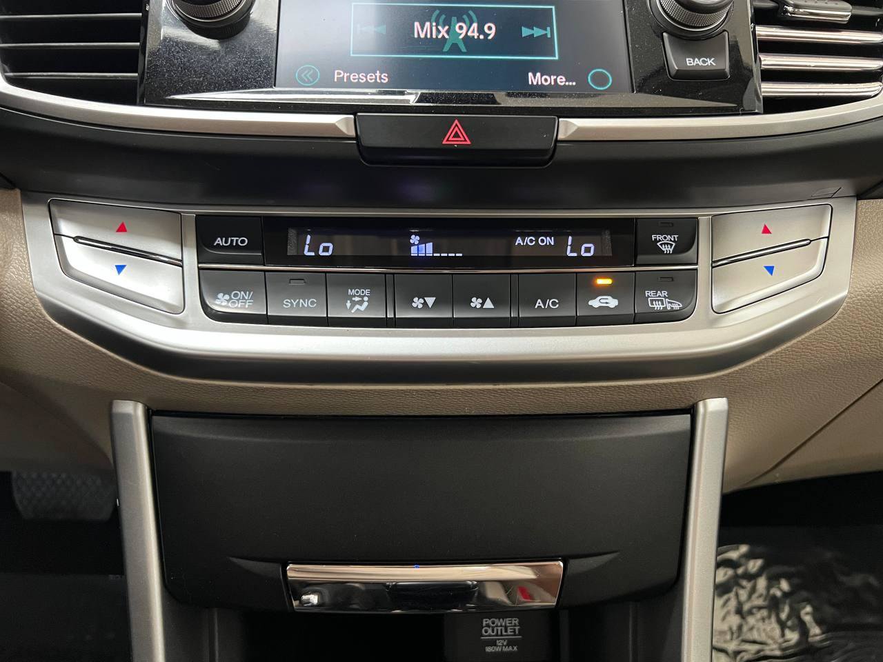 Used 2015 Honda Accord EX-L image 19