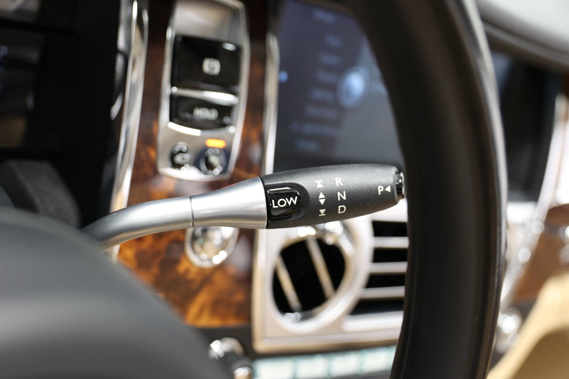 Used 2010 Rolls-Royce Ghost RWD image 27