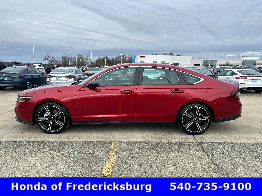 Certified 2025 Honda Accord Sport image 3