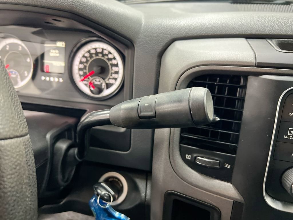 Used 2016 RAM 2500 Tradesman w/ Chrome Appearance Group AWD/4WD image 12