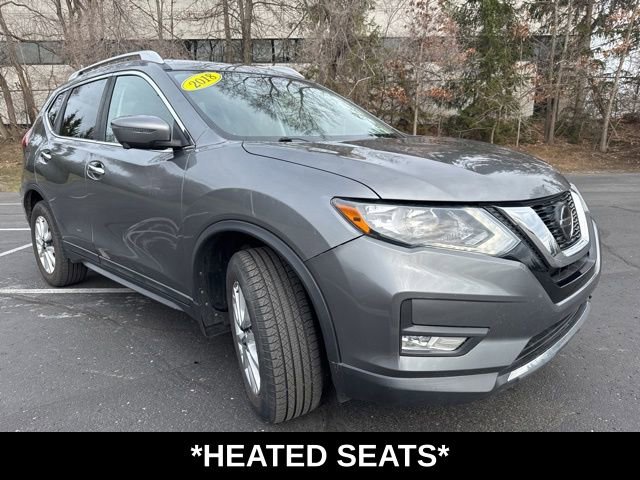 Used 2018 Nissan Rogue SV image 4