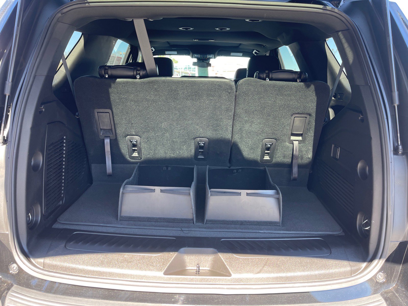 Used 2023 Chevrolet Tahoe LS image 16