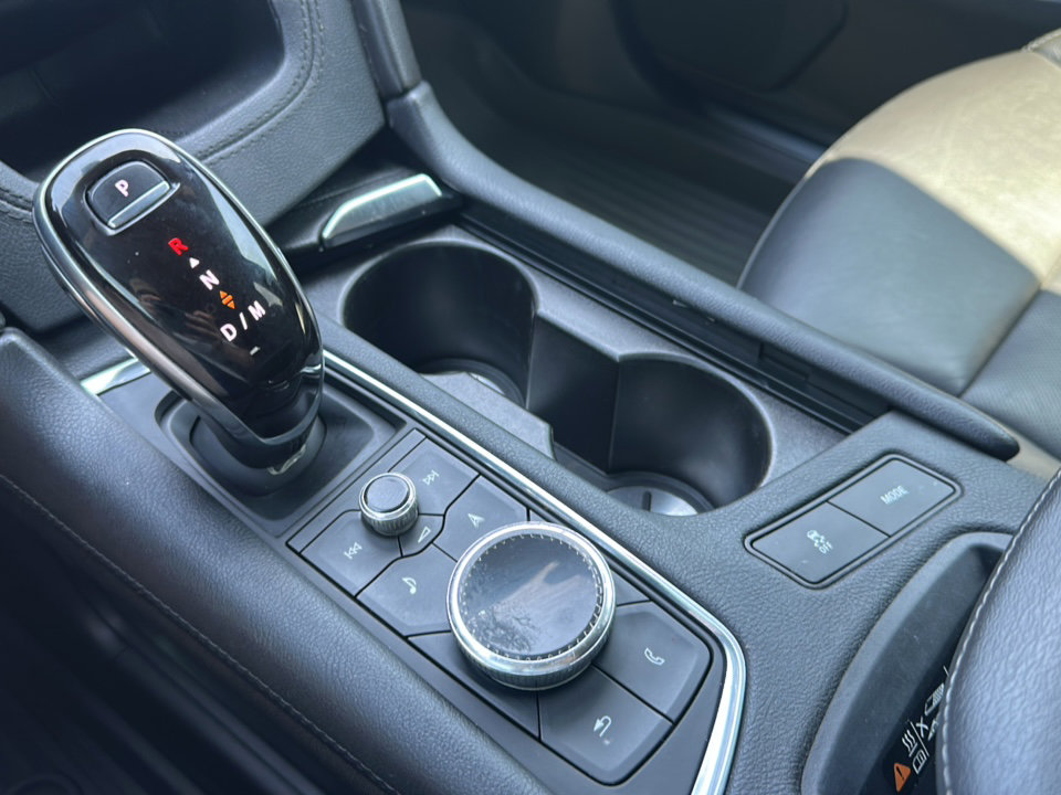 Used 2020 Cadillac XT5 Premium Luxury w/ LPO, Floor Liner Package image 35