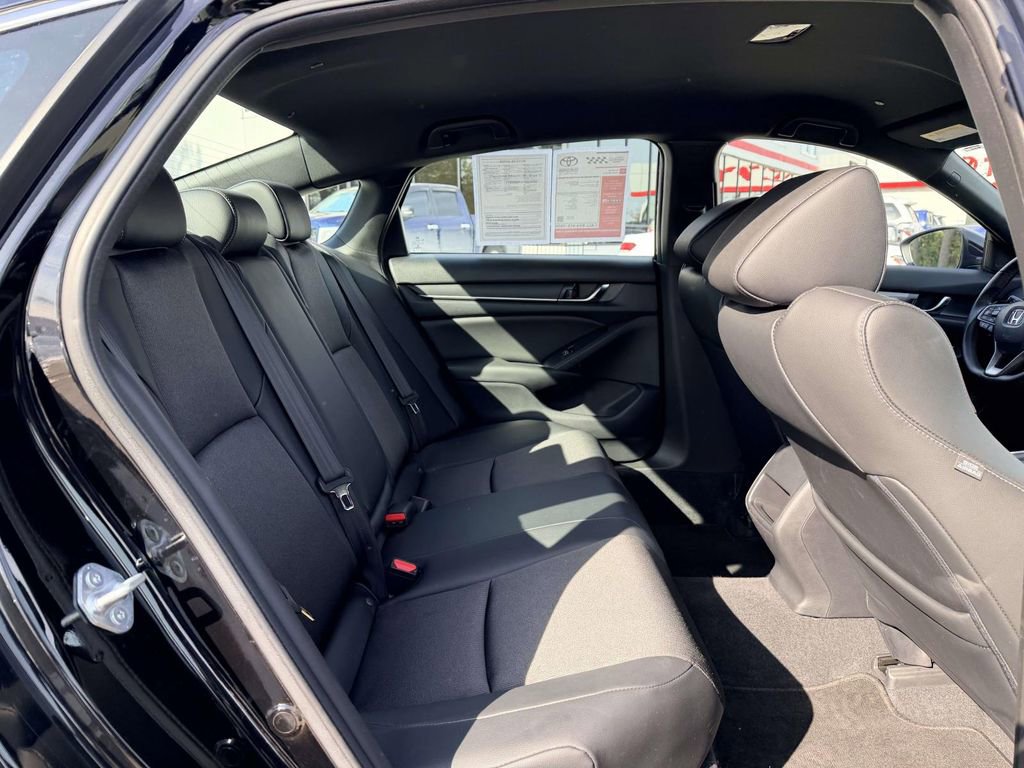 Used 2022 Honda Accord Sport image 14