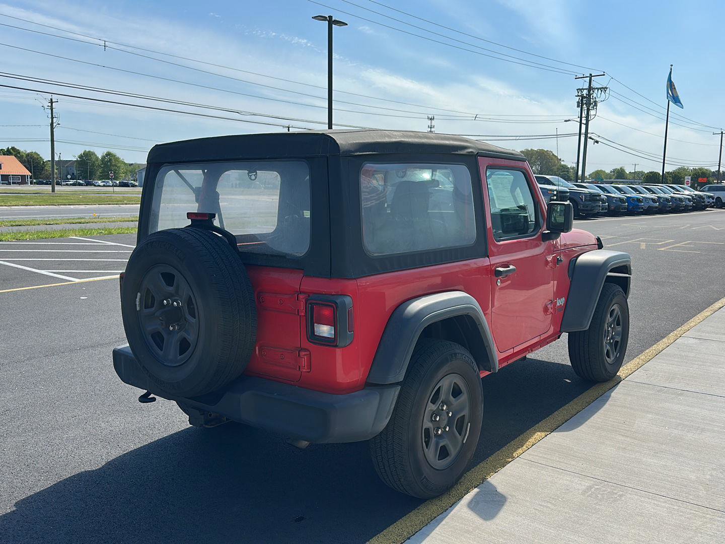 Used 2020 Jeep Wrangler Sport AWD/4WD image 5