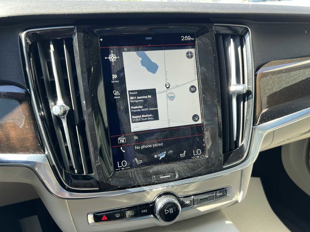 Used 2018 Volvo S90 T6 Momentum w/ Convenience Package image 24