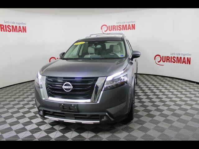 Used 2022 Nissan Pathfinder Platinum AWD/4WD image 1
