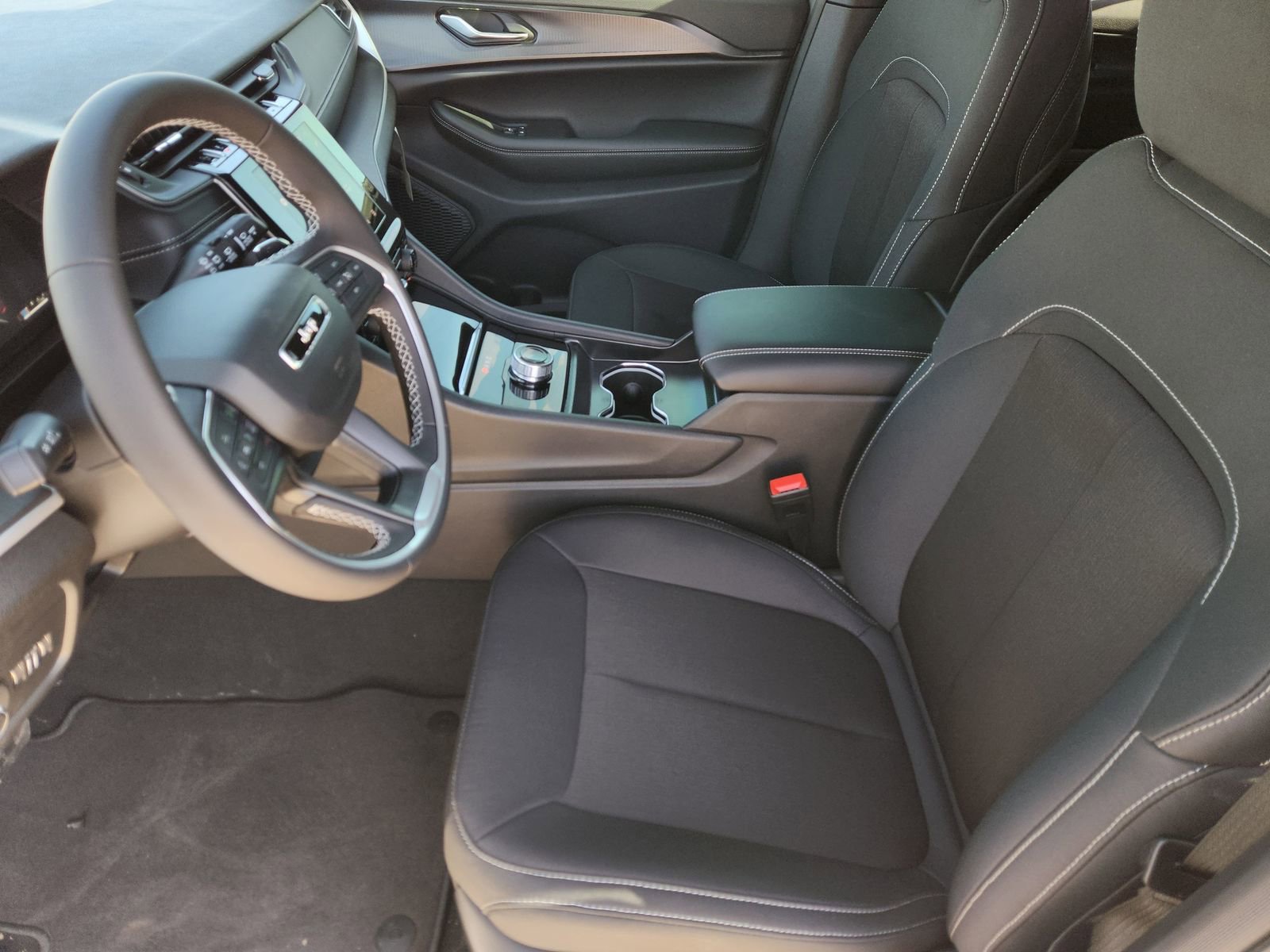 New 2026 Jeep Grand Cherokee Laredo RWD image 15