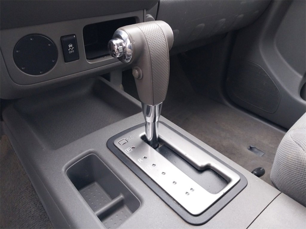 Used 2014 Nissan Frontier S image 17