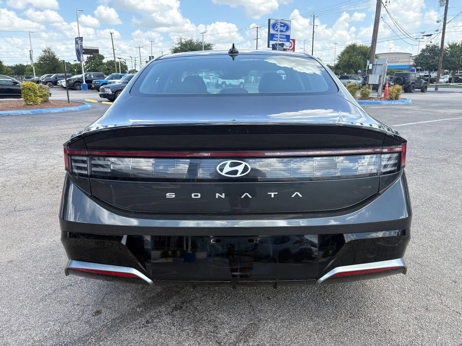 Used 2024 Hyundai Sonata SEL FWD image 4