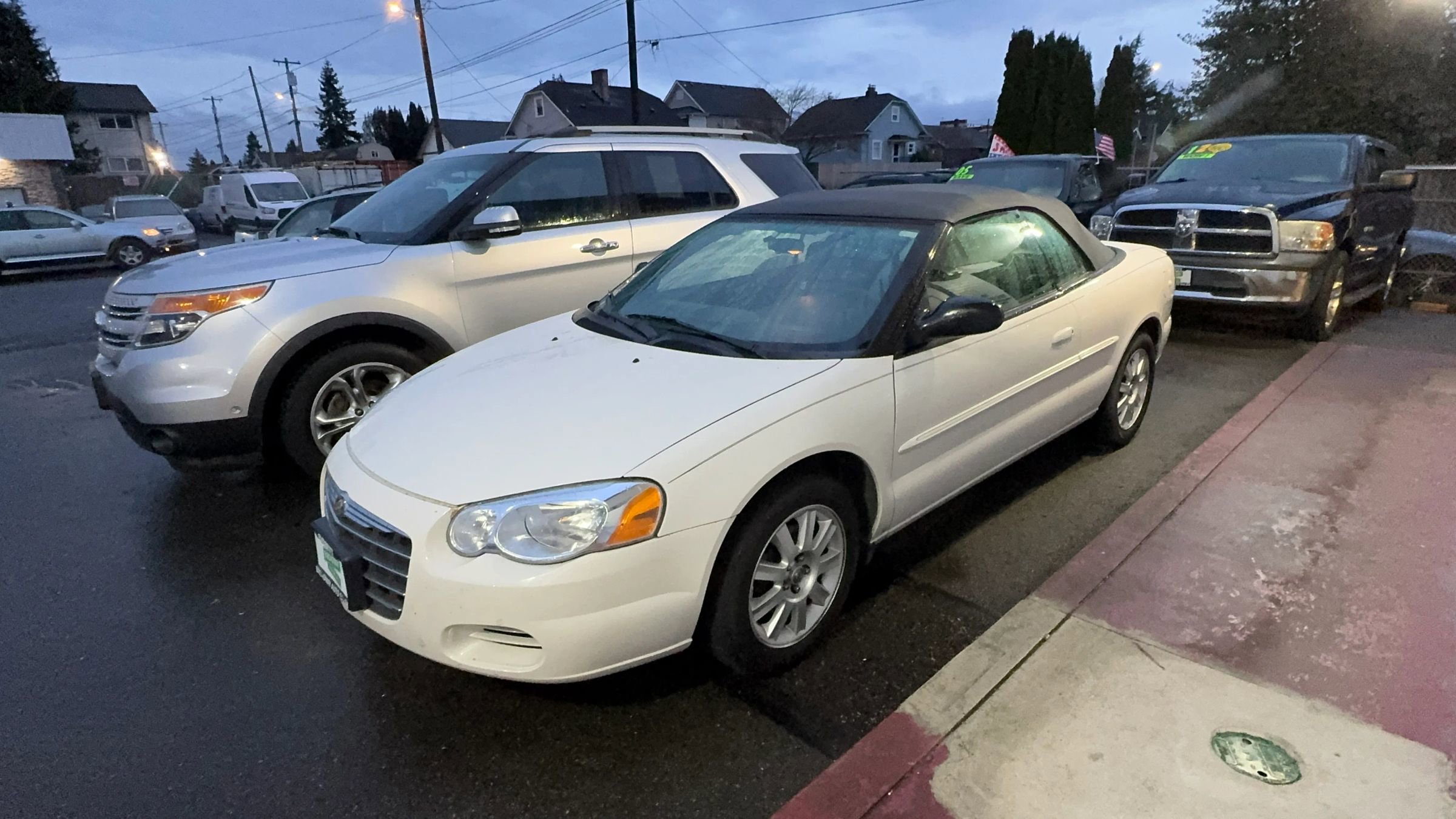 Used 2005 Chrysler Sebring GTC w/ Security Group image 1