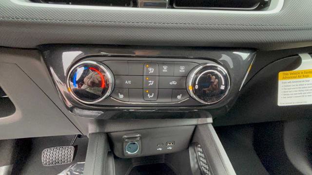 New 2026 Chevrolet TrailBlazer LT w/ LPO, Blackout Package AWD/4WD image 17
