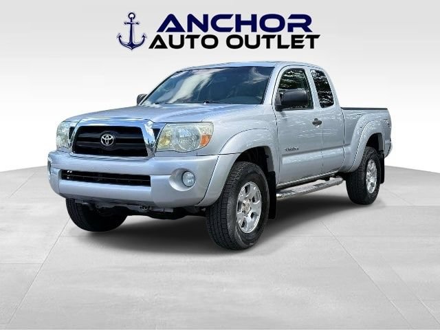 Used 2005 Toyota Tacoma PreRunner RWD image 4