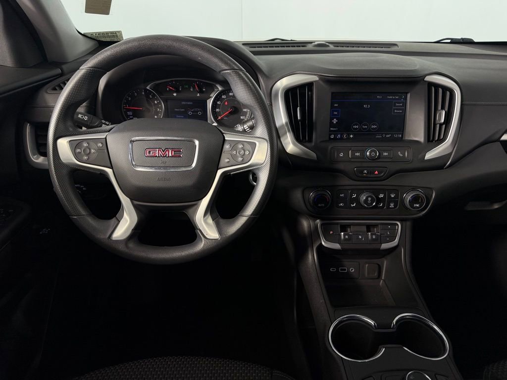 Used 2023 GMC Terrain SLE w/ Driver Convenience Package image 14