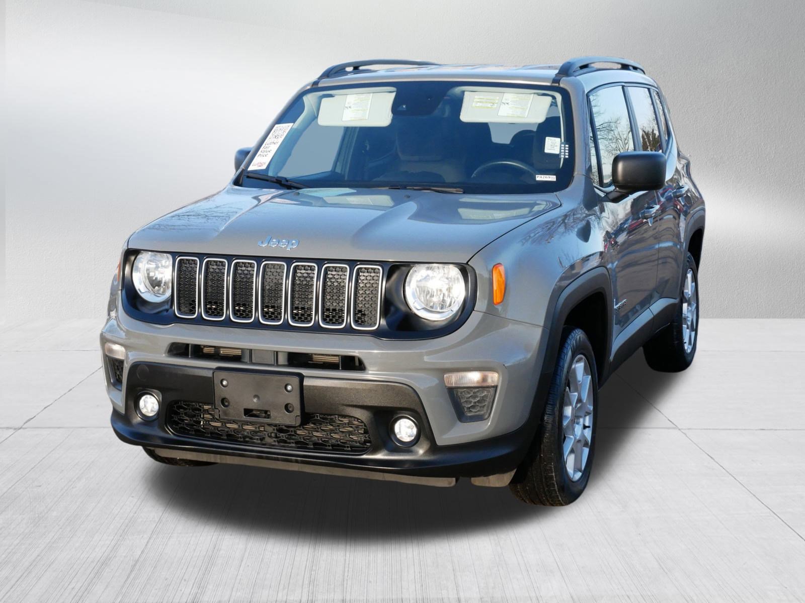 Used 2022 Jeep Renegade Latitude w/ Convenience Group video 2