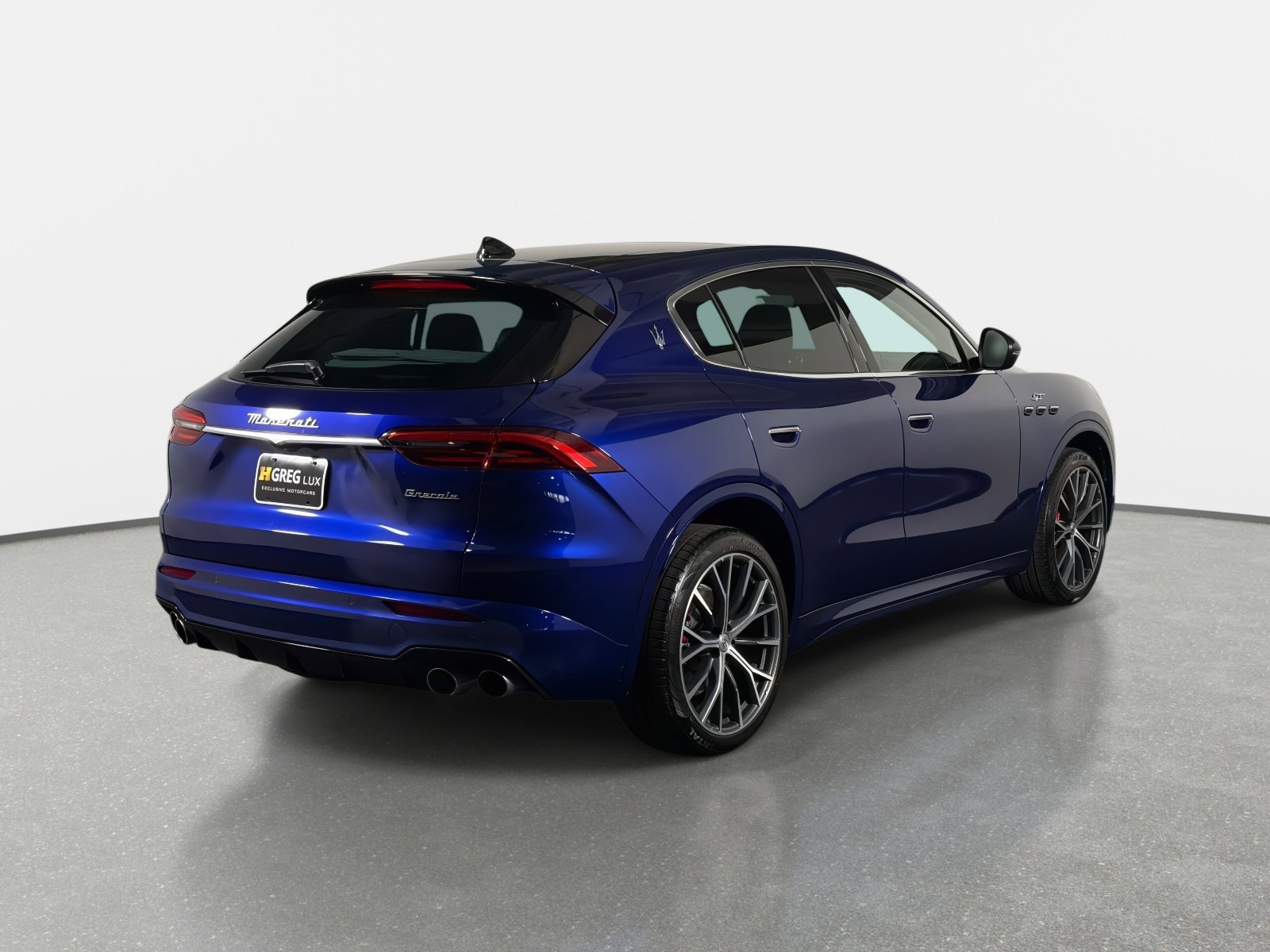 Used 2023 Maserati Grecale GT AWD/4WD image 3