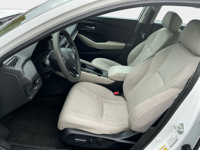 Used 2024 Honda Accord EX image 11