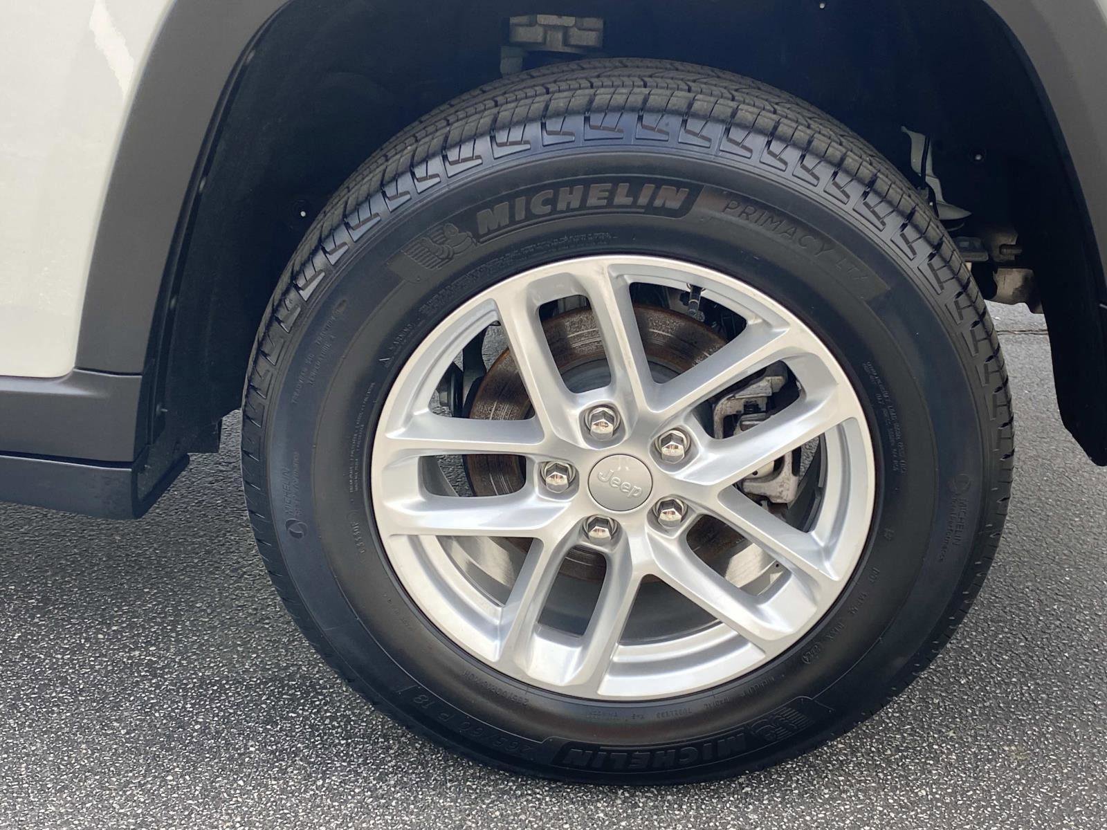 Certified 2024 Jeep Grand Cherokee Laredo X w/ Luxury Tech Group I image 16