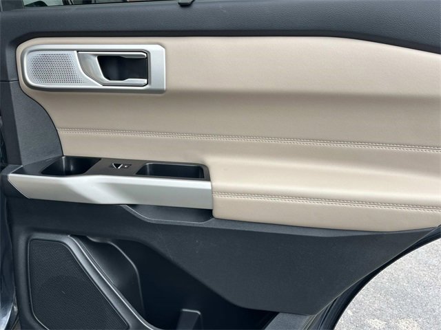 Certified 2023 Ford Explorer Limited w/ Limited Technology Package image 23