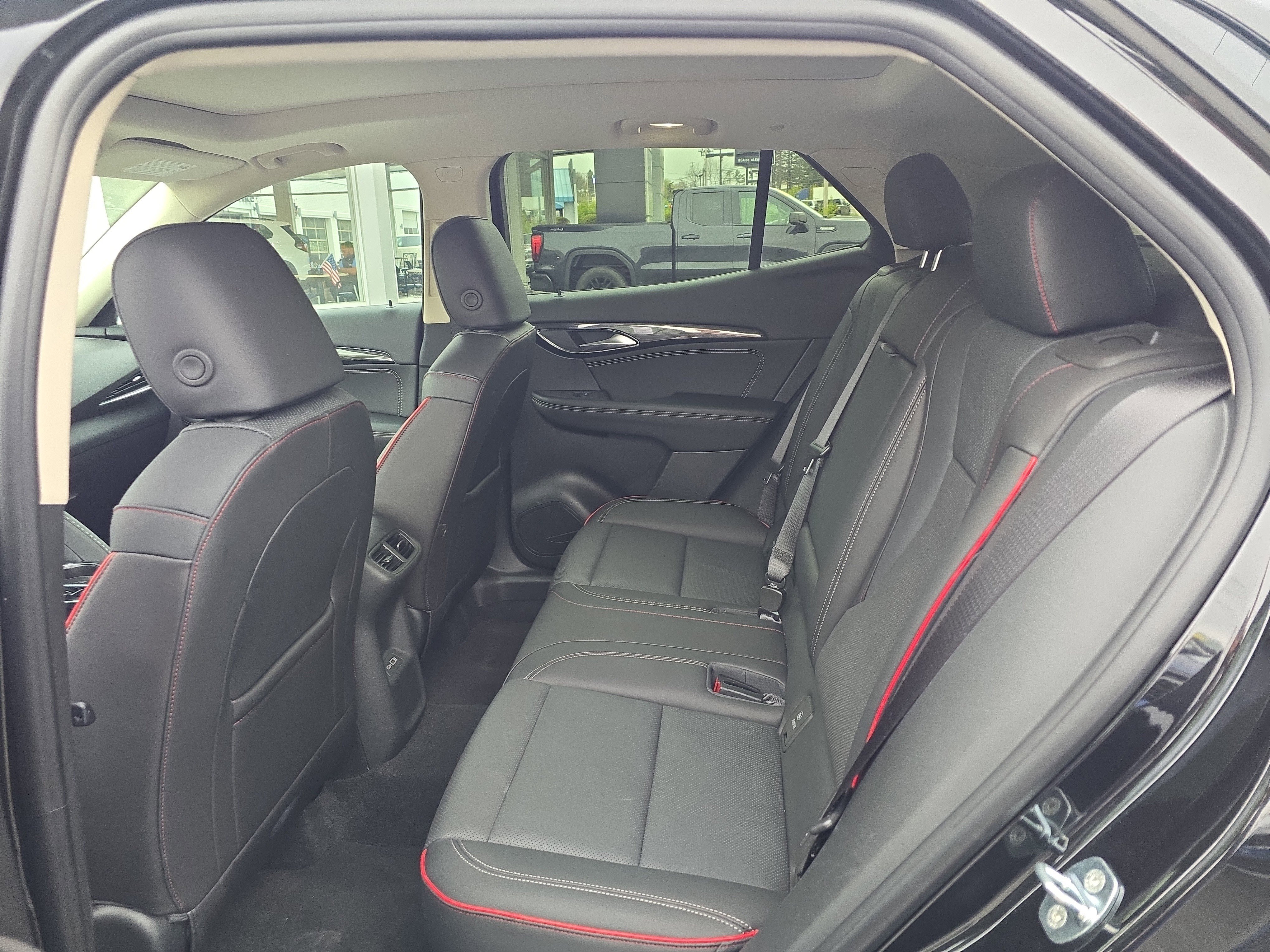 Used 2023 Buick Envision Essence w/ Technology Package I AWD/4WD image 12