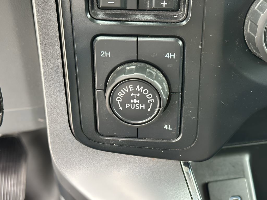 Used 2023 Ford F150 XLT w/ XTR Package image 23