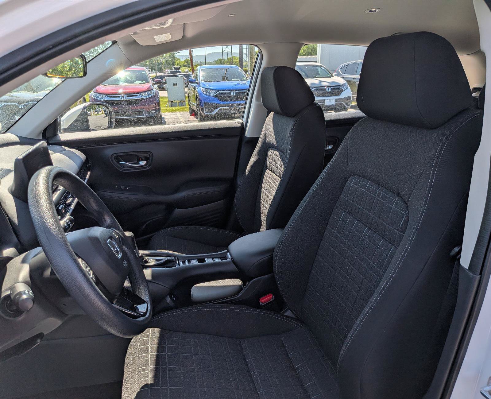 Certified 2024 Honda HR-V LX image 13