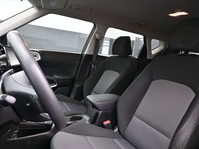 Used 2022 Kia Soul LX w/ Technology Package image 9