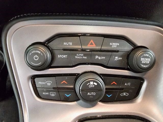 Used 2023 Dodge Challenger R/T w/ Performance Handling Group image 19