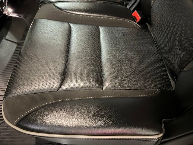 Used 2022 RAM 1500 Laramie AWD/4WD image 19