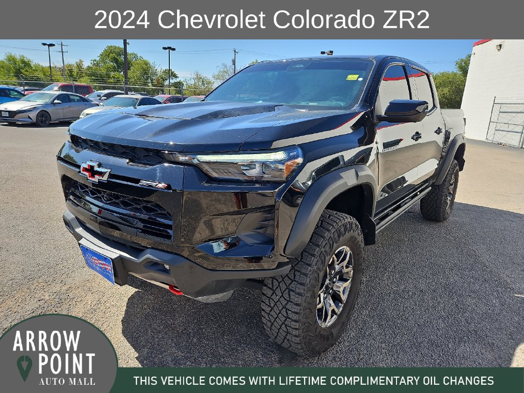 Used 2024 Chevrolet Colorado ZR2 w/ Technology Package AWD/4WD image 4
