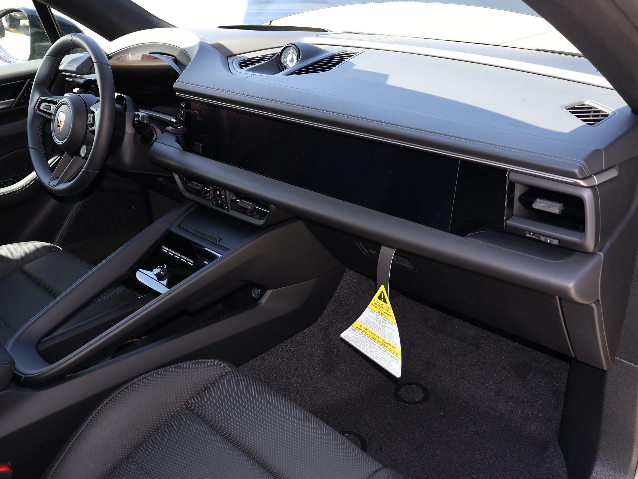 New 2026 Porsche Macan 4 Electric AWD/4WD image 31