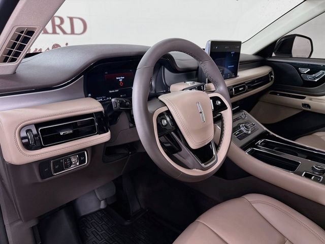 Certified 2023 Lincoln Aviator 2WD w/ Premium Package image 11