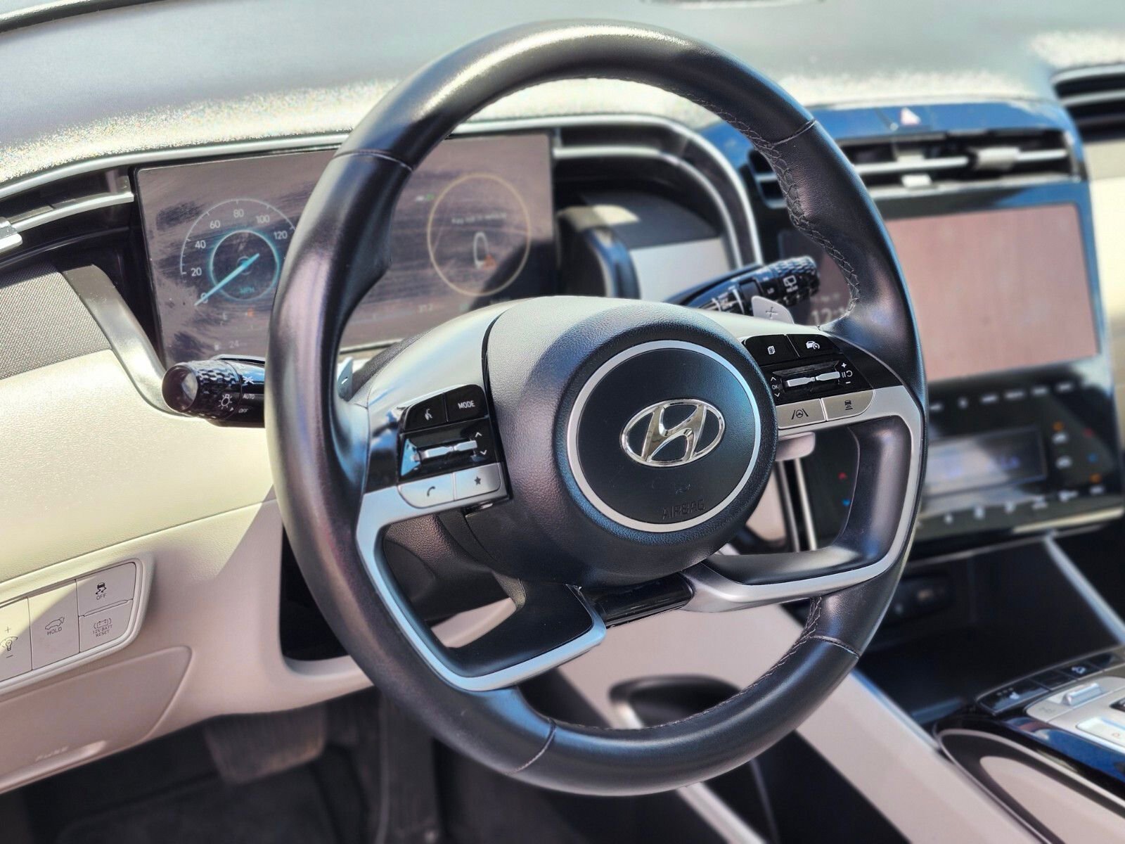 Certified 2023 Hyundai Tucson SEL image 19