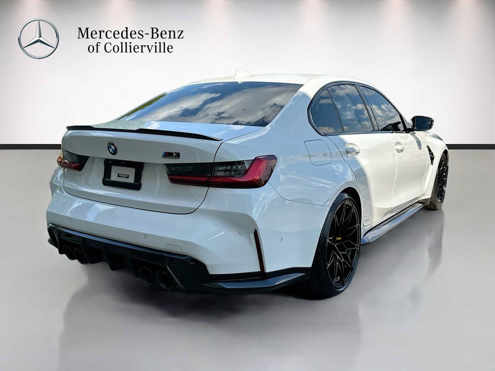Used 2022 BMW M3 Competition w/ M Carbon Exterior Package AWD/4WD image 5