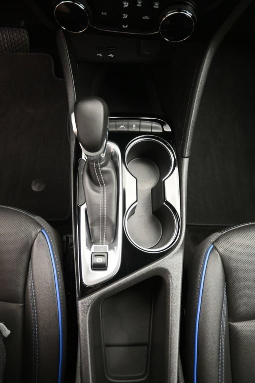 Used 2025 Buick Encore GX Sport Touring FWD image 18