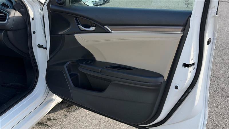 Used 2020 Honda Civic Touring image 33